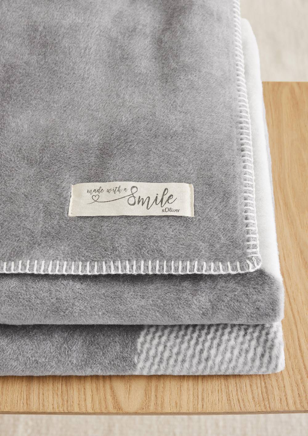 S.Oliver Kuschelige Decke Aus Jacquard
