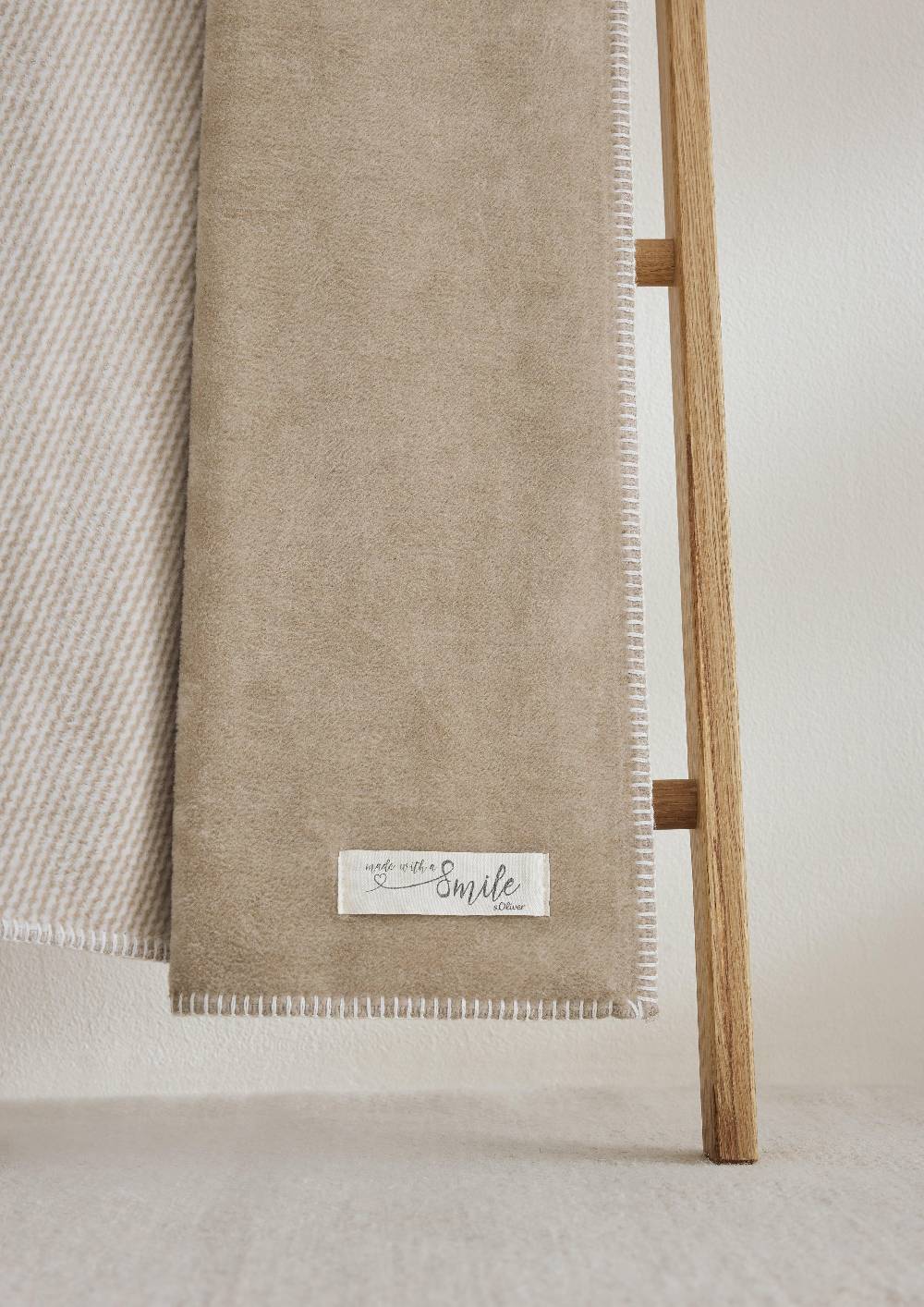 S.Oliver Kuschelige Decke Aus Jacquard