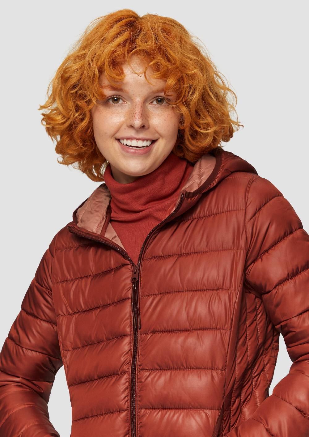 S.Oliver Leicht Wattierte Steppjacke Mit Kapuze