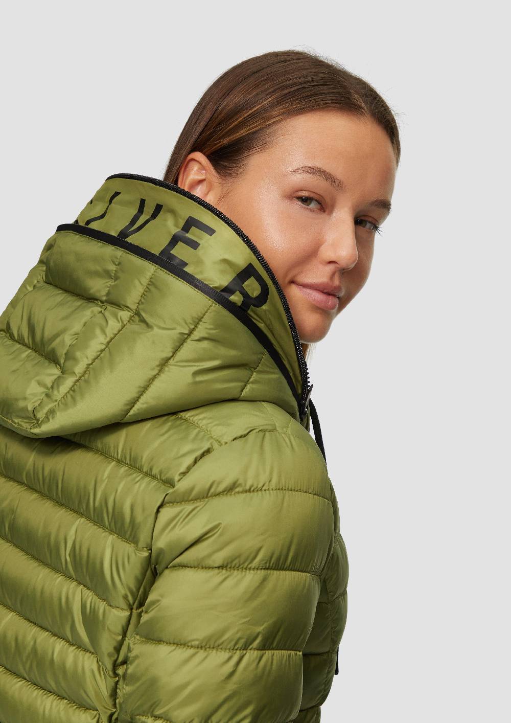 S.Oliver Leichte Steppjacke Mit Logo-Kapuze