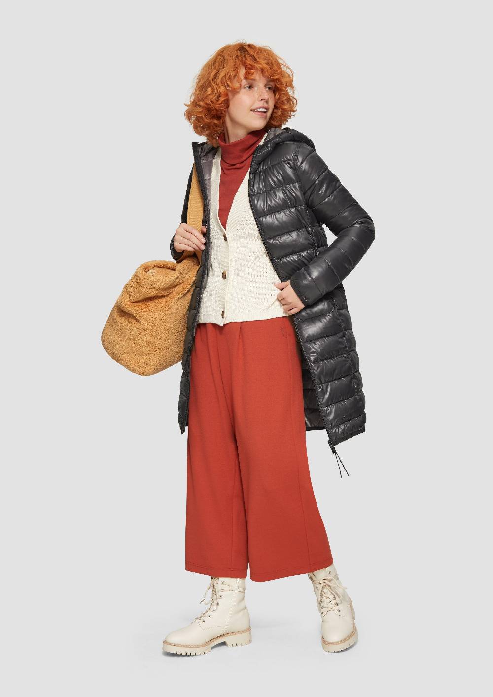 S.Oliver Leichter Steppmantel Mit Kapuze