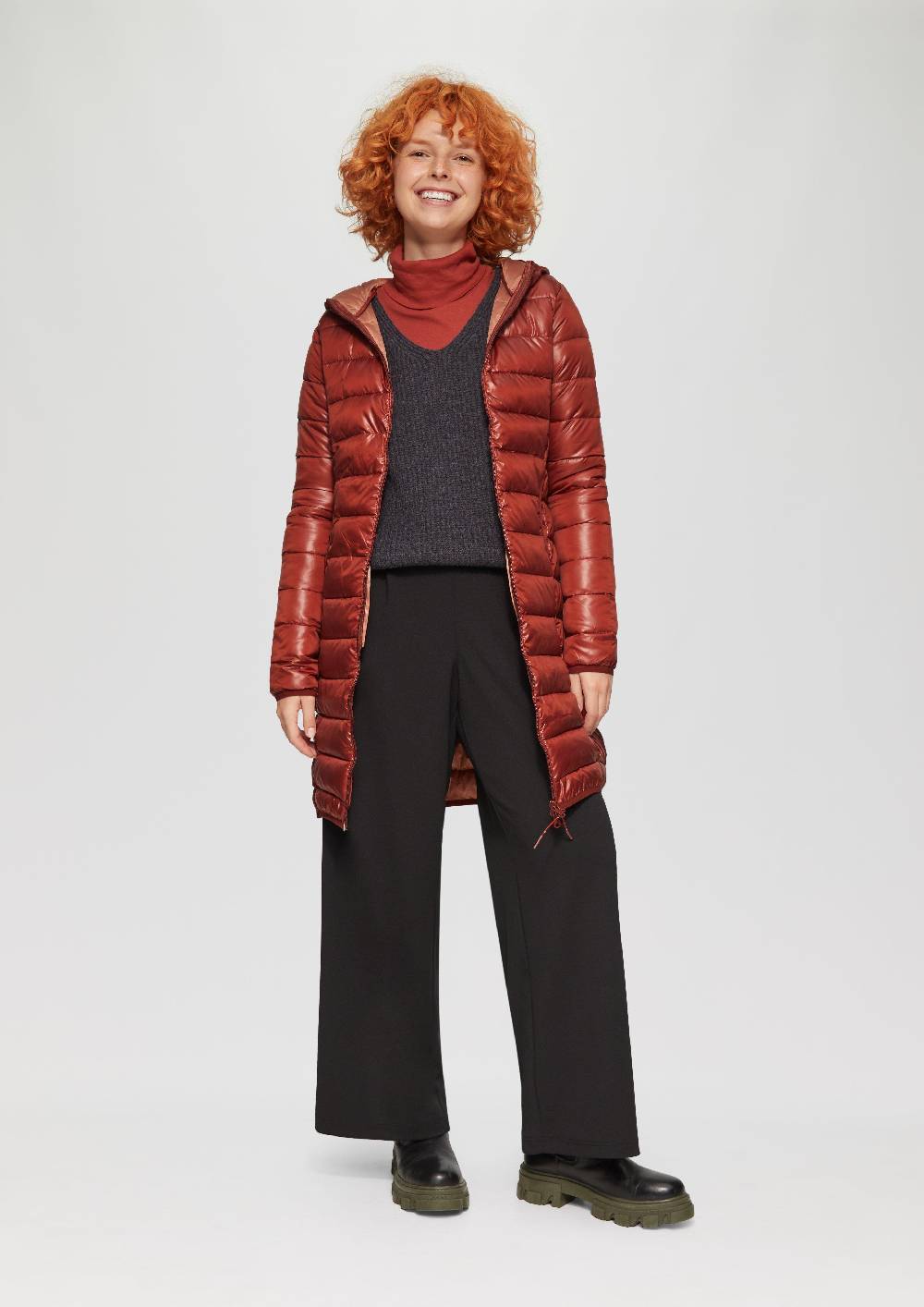 S.Oliver Leichter Steppmantel Mit Kapuze