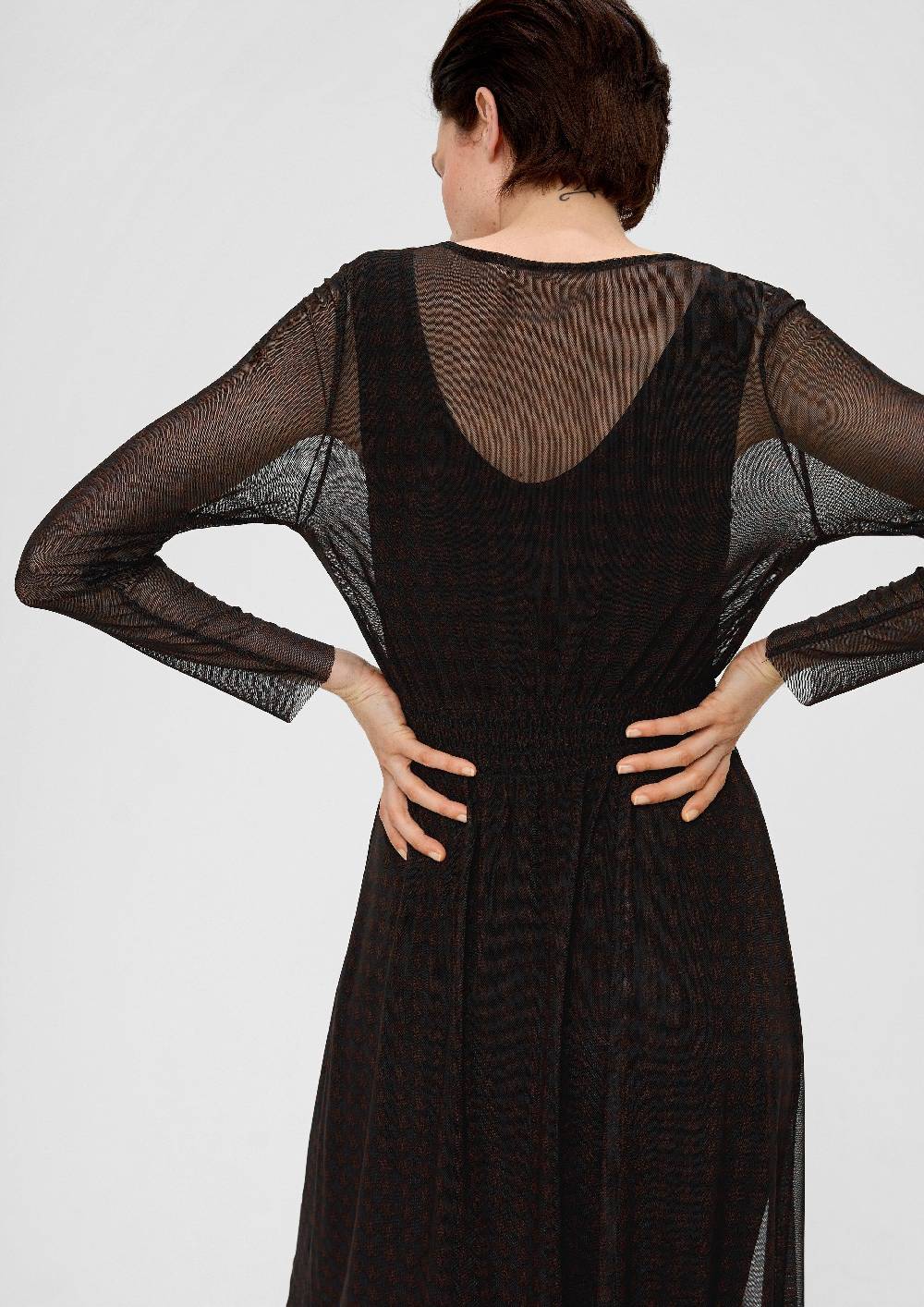 S.Oliver Meshkleid Mit Smok-Detail