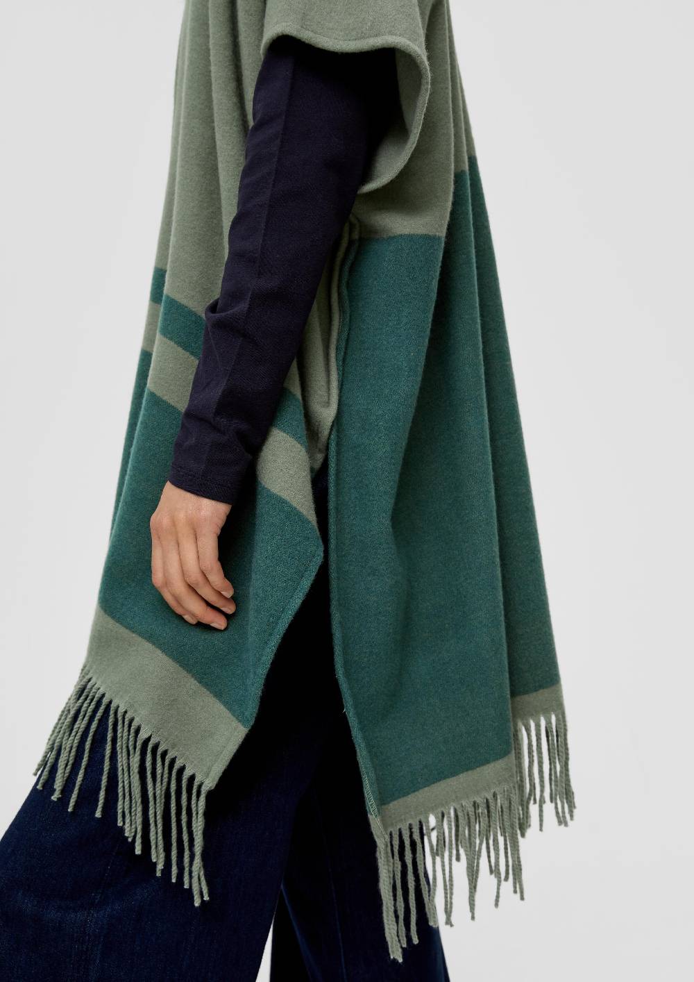 S.Oliver Poncho Mit Streifenmuster