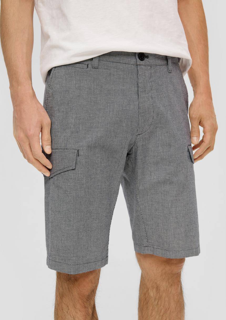 S.Oliver Regular: Cargoshorts Mit Feinem Karomuster