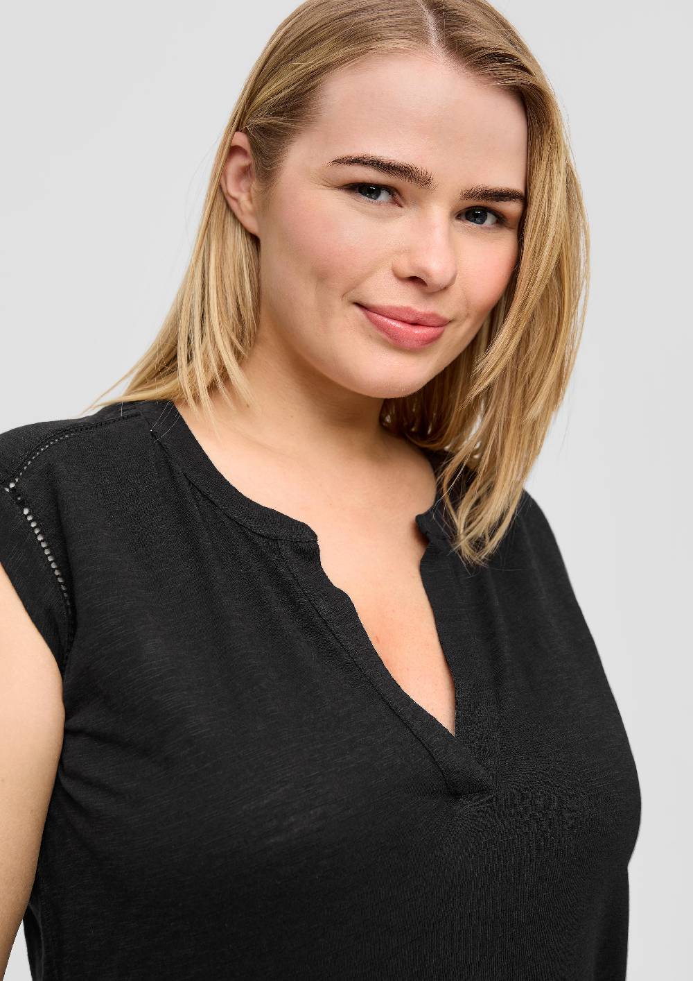 S.Oliver Relaxed-Fit-Shirt Mit Spitzen-Details