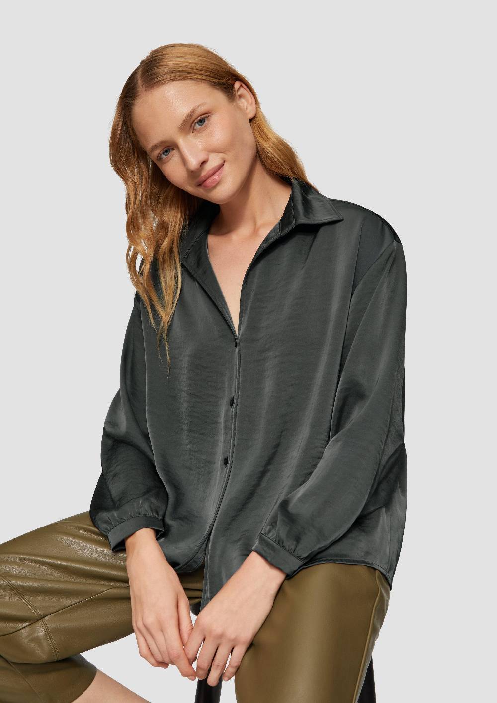 S.Oliver Satinierte Bluse Mit V-Ausschnitt