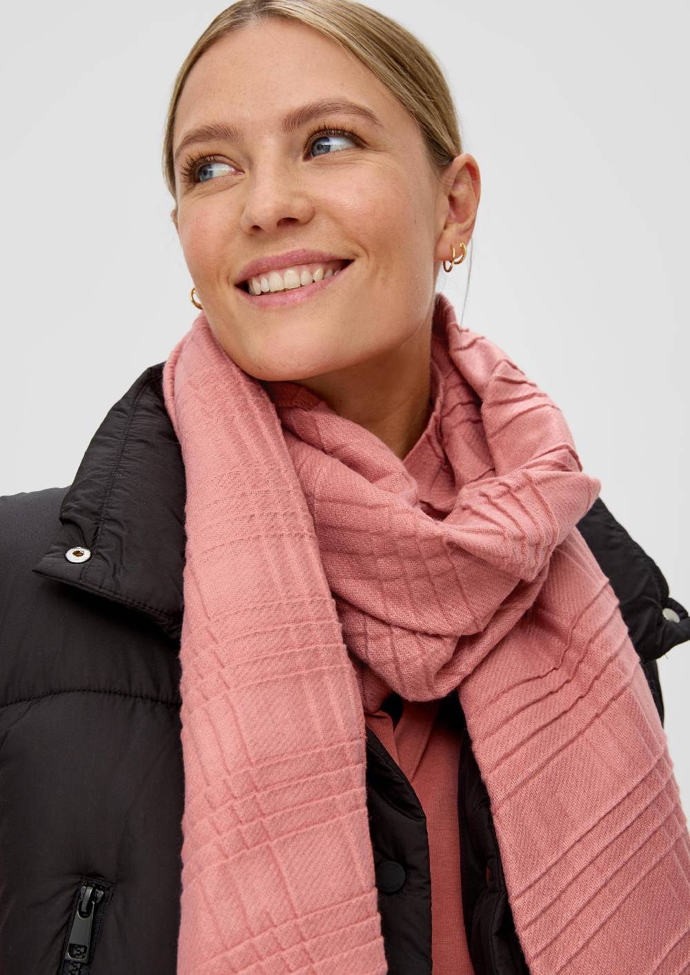 S.Oliver Schal Mit Plisseefalten