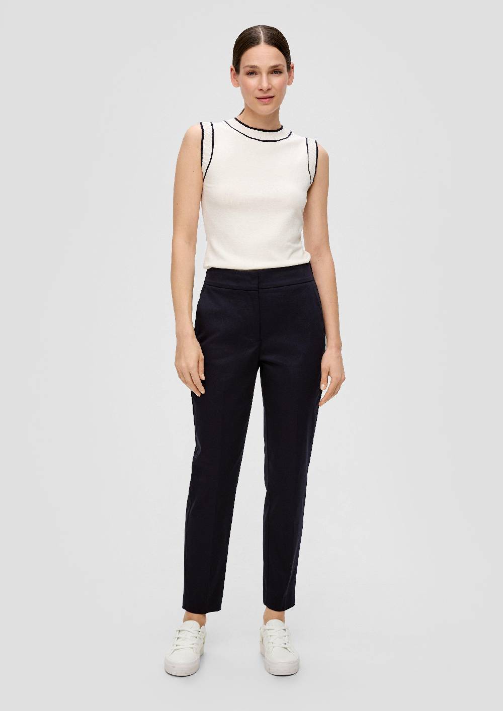 S.Oliver Schmal Zulaufende Hose