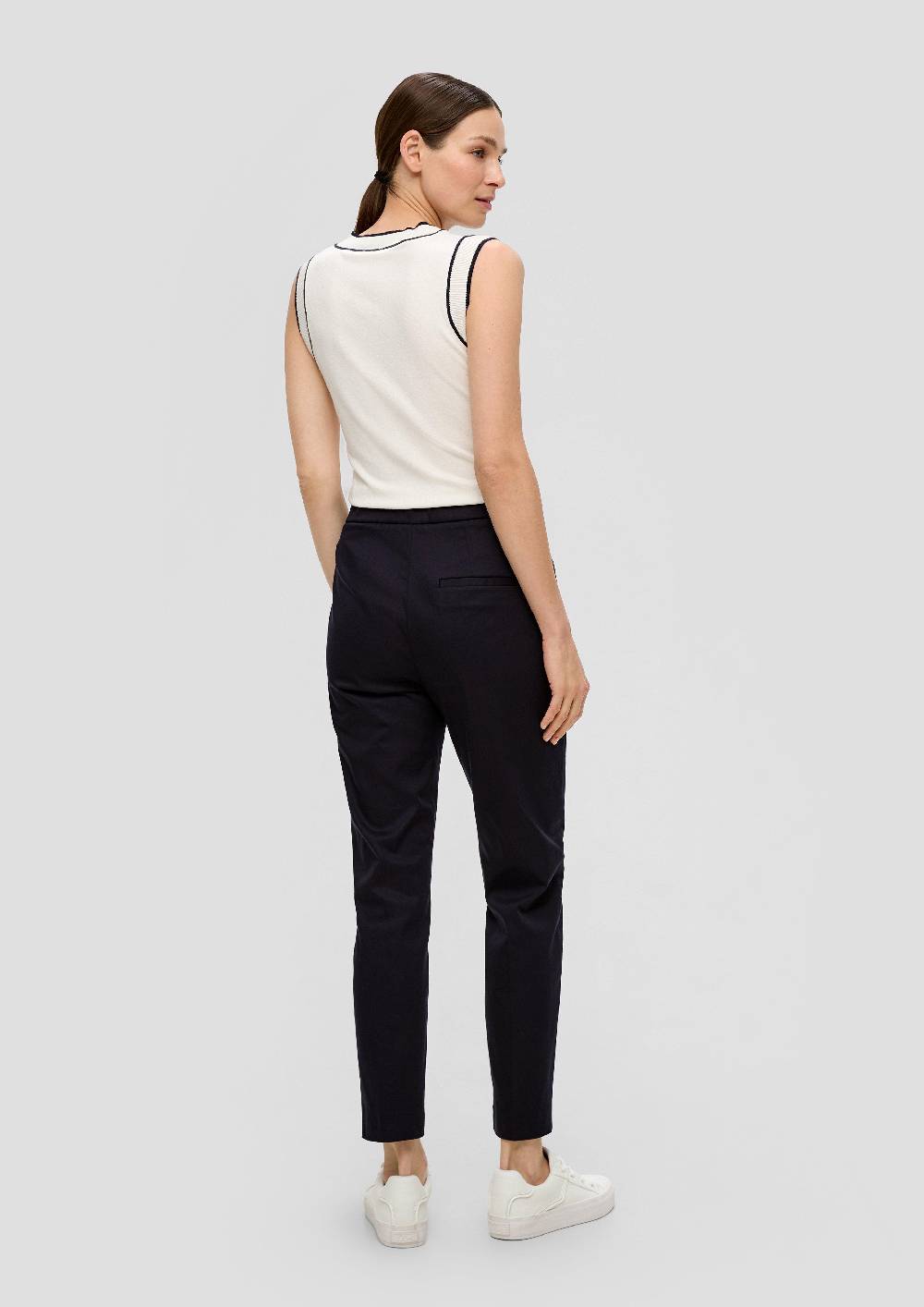 S.Oliver Schmal Zulaufende Hose