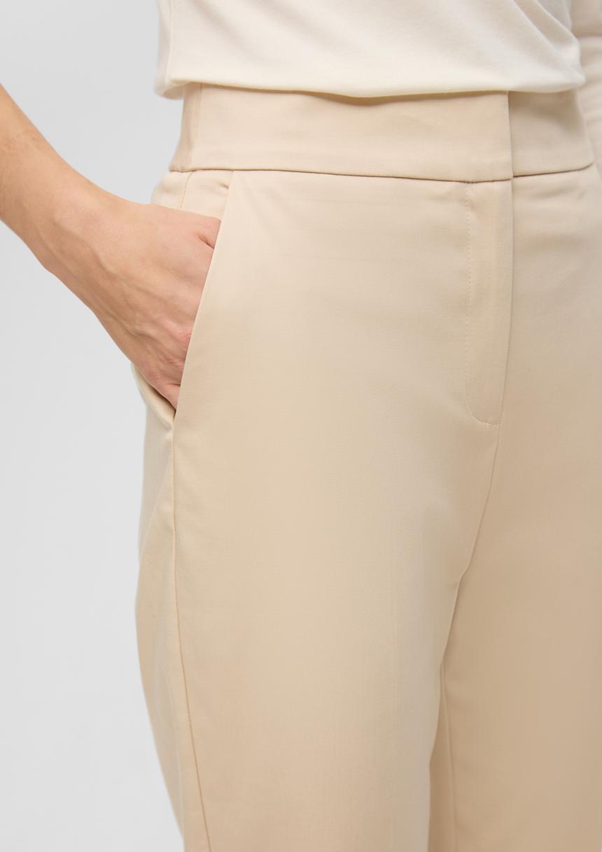 S.Oliver Schmal Zulaufende Hose