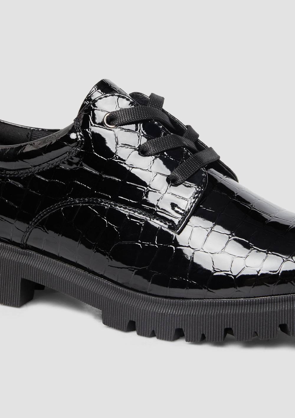 S.Oliver Schnürer In Lackleder-Optik