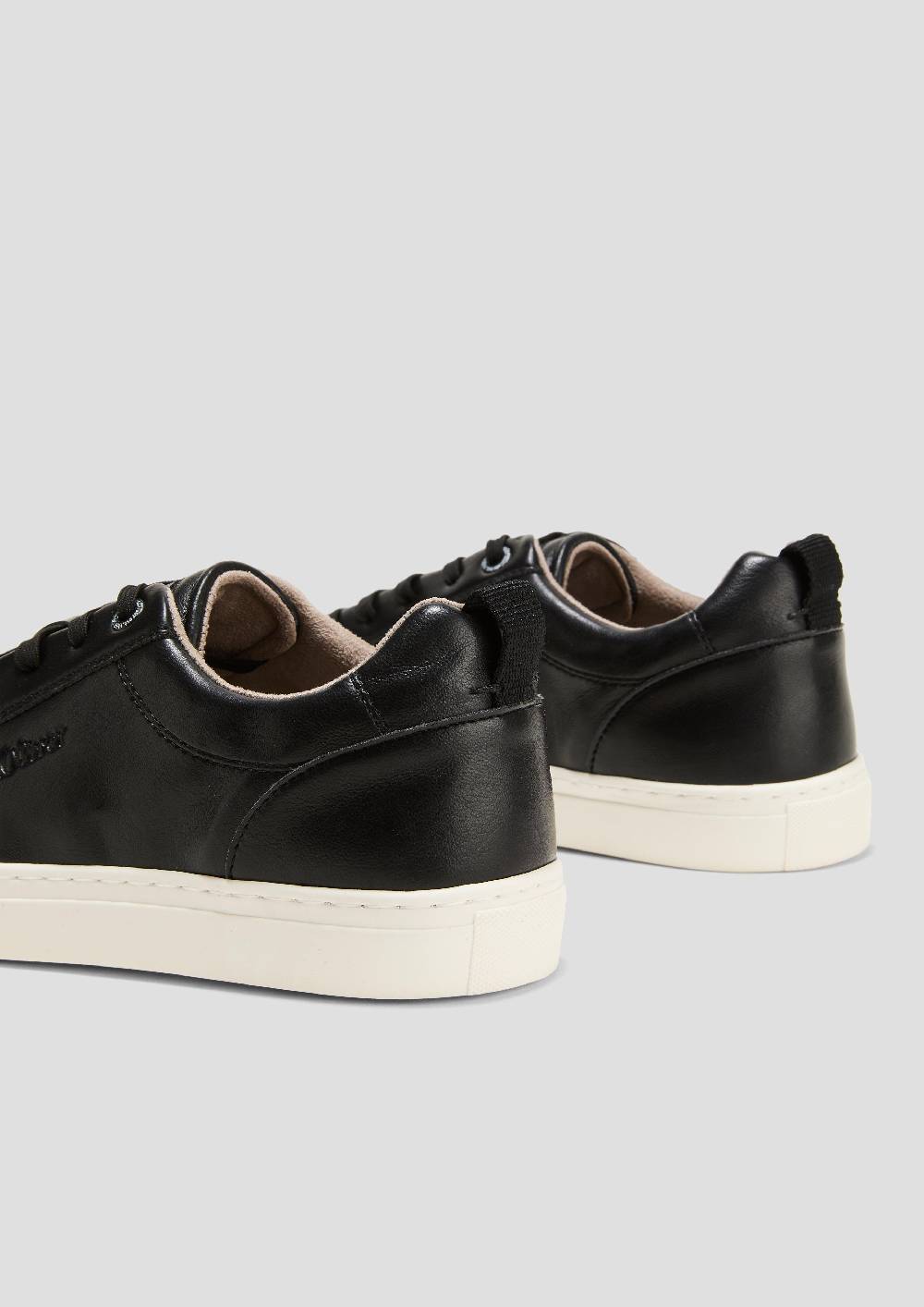 S.Oliver Schnürer In Leder-Optik