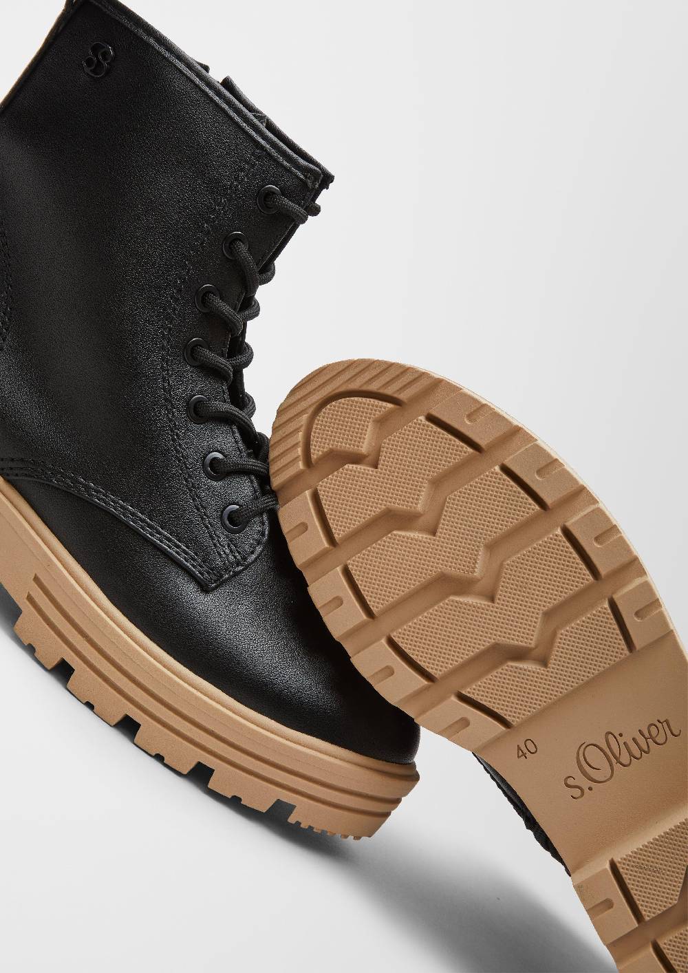 S.Oliver Schnürstiefel Aus Kunstleder