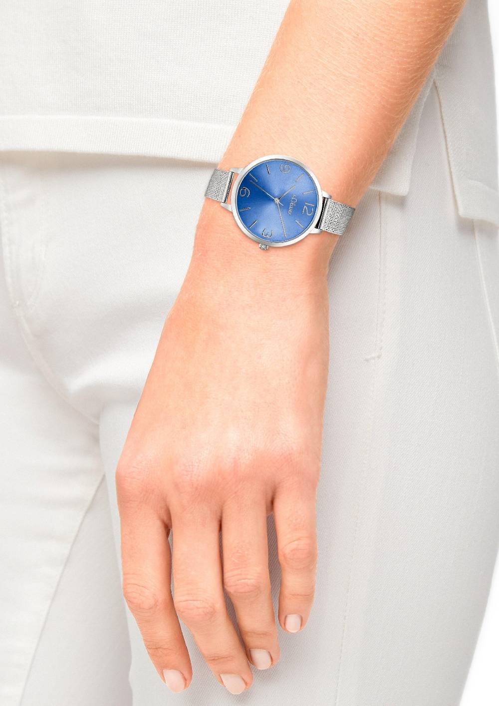 S.Oliver Silberne Armbanduhr Mit Metallband