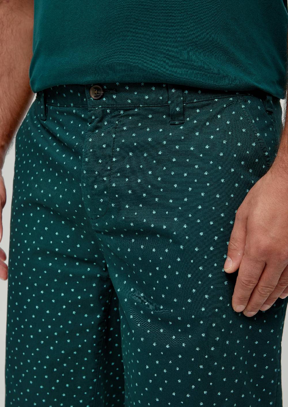 S.Oliver Slim: Bermuda Mit Allover-Print