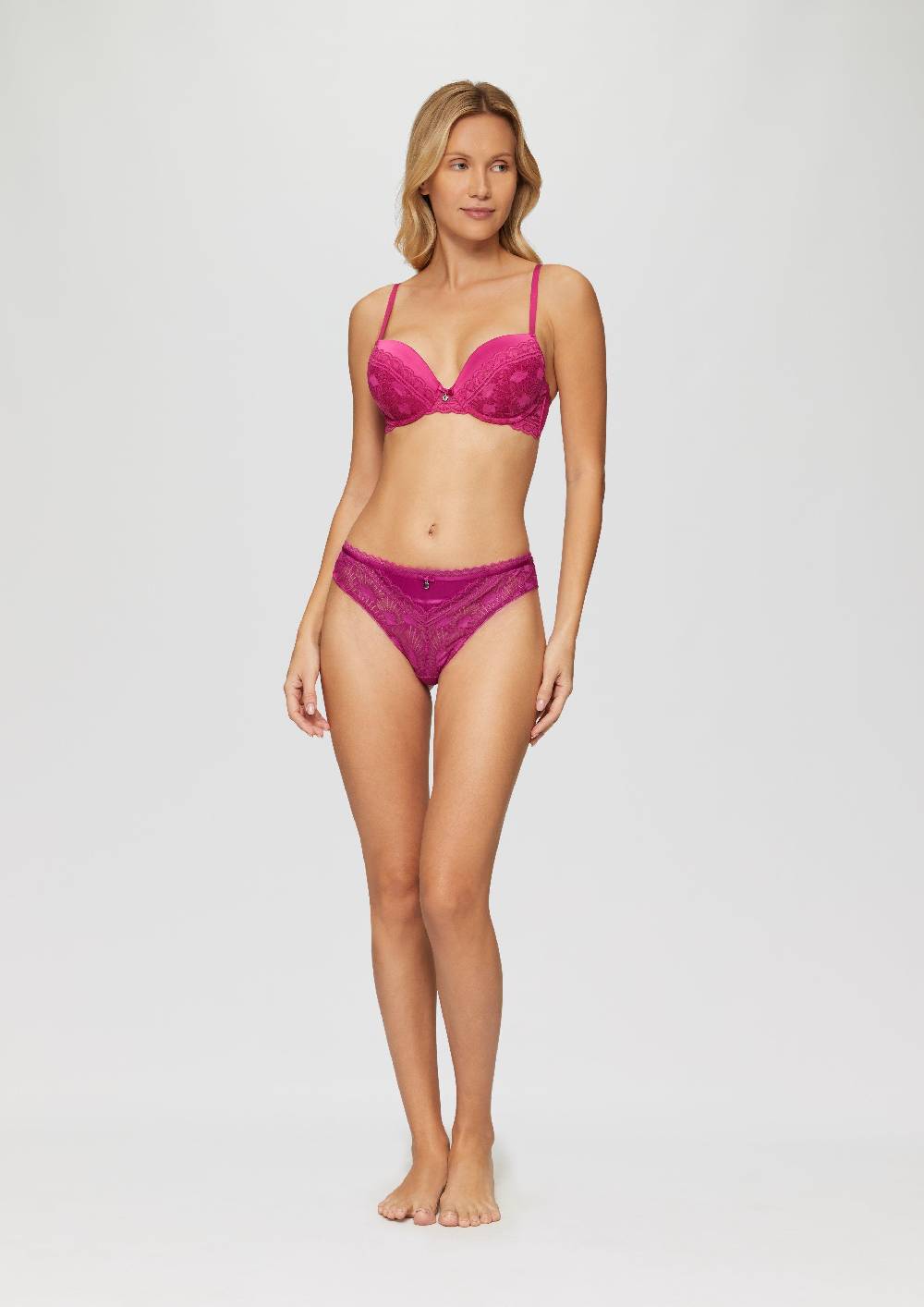 S.Oliver Spitzenstring Mit Cut-Out