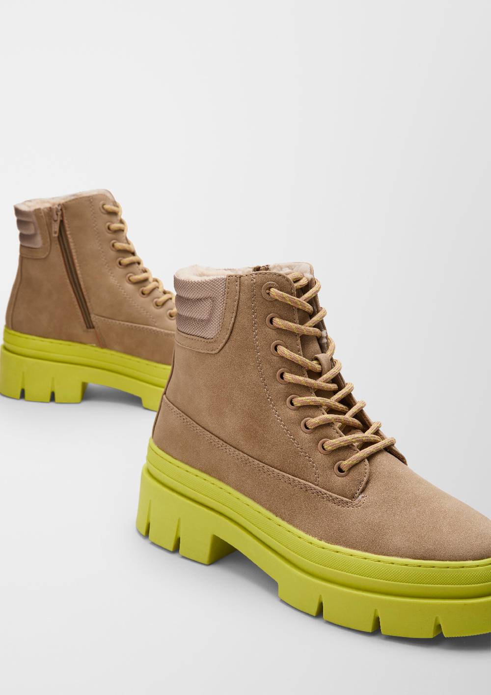 S.Oliver Stiefel Mit Kontrast-Sohle