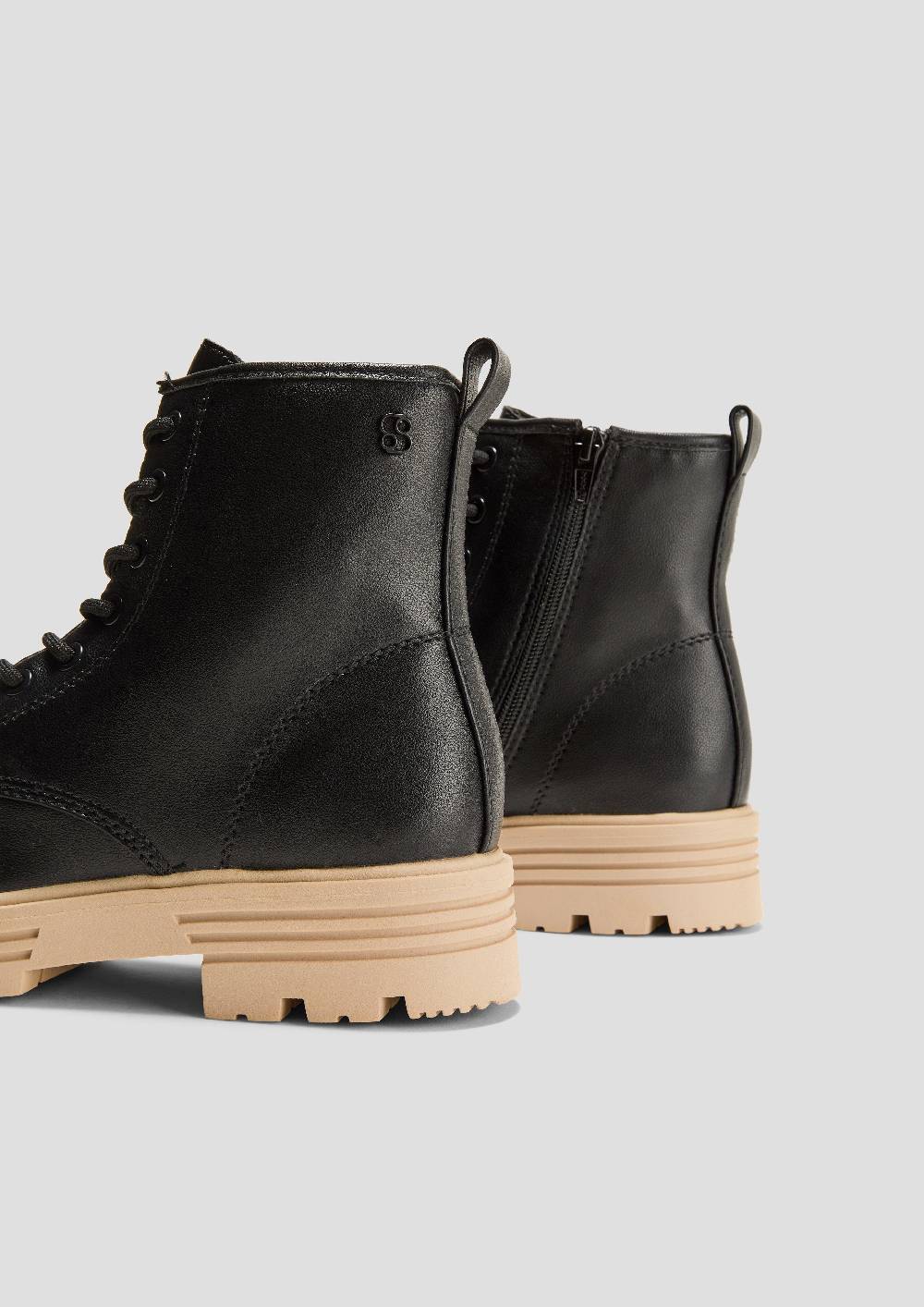 S.Oliver Stiefel Mit Profilierter Sohle