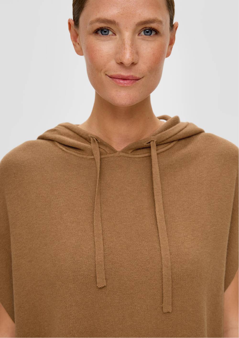 S.Oliver Strickponcho Aus Viskosemix