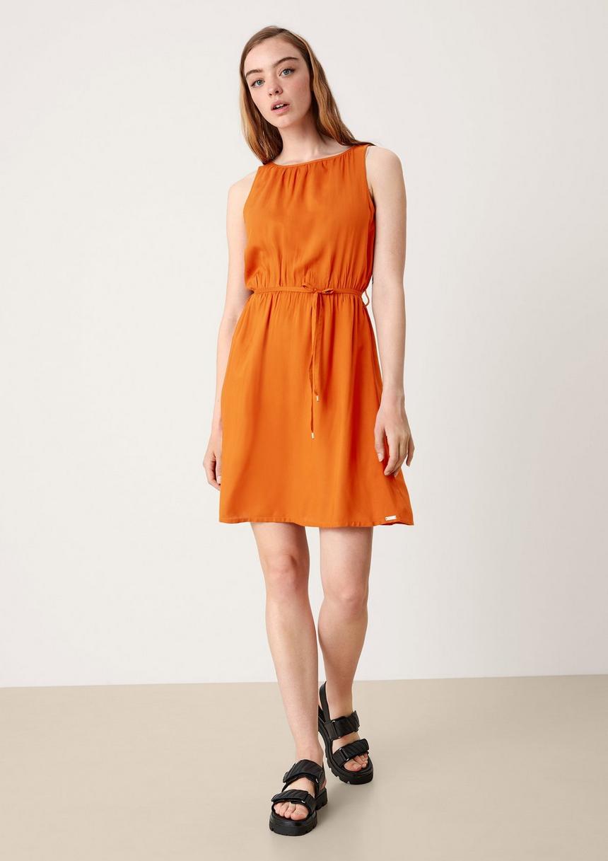 S.Oliver Viskosekleid Mit Bindegürtel