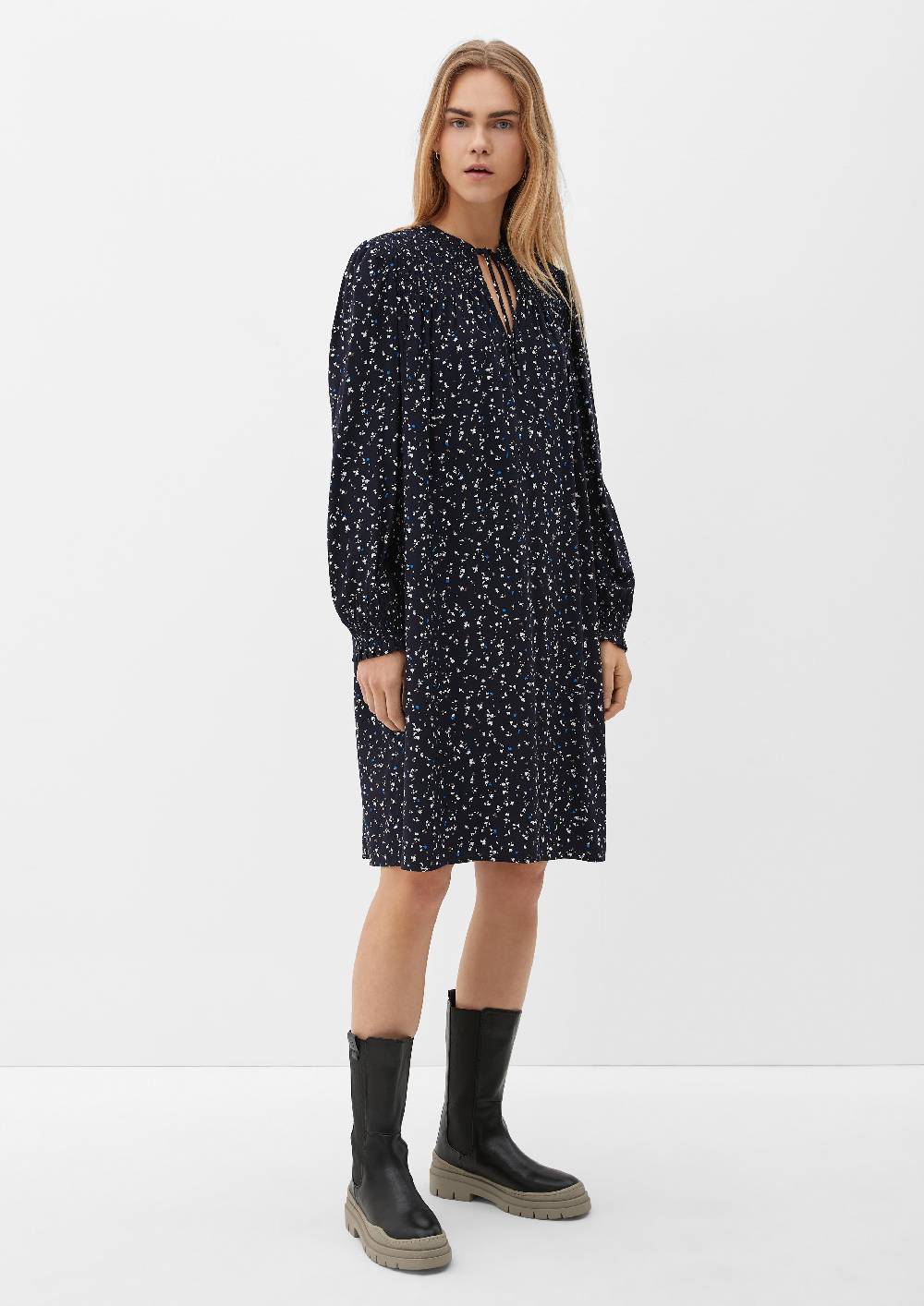 S.Oliver Viskosekleid Mit Smok-Details