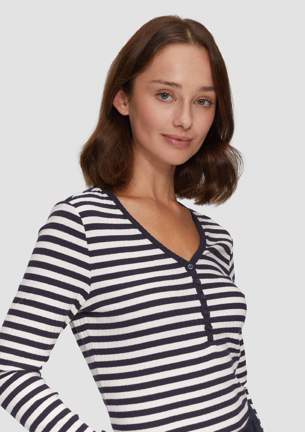 S.Oliver Stretchiges Longsleeve Mit Henleyausschnitt