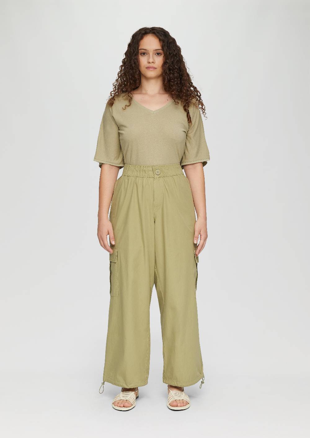 S.Oliver Wide Leg-Hose Mit Cargotaschen Und Angedeutetem Verschluss