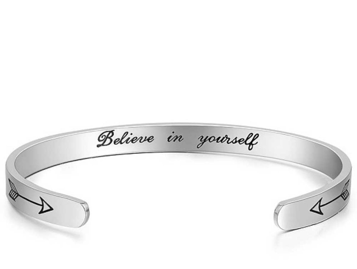 Sadingo Armreif Edelstahl Silber mit Gravur innen und außen