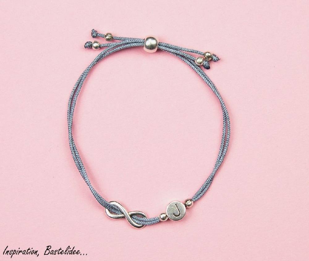 Sadingo Buchstabenperlen Set Metall Silber, Bastelbedarf