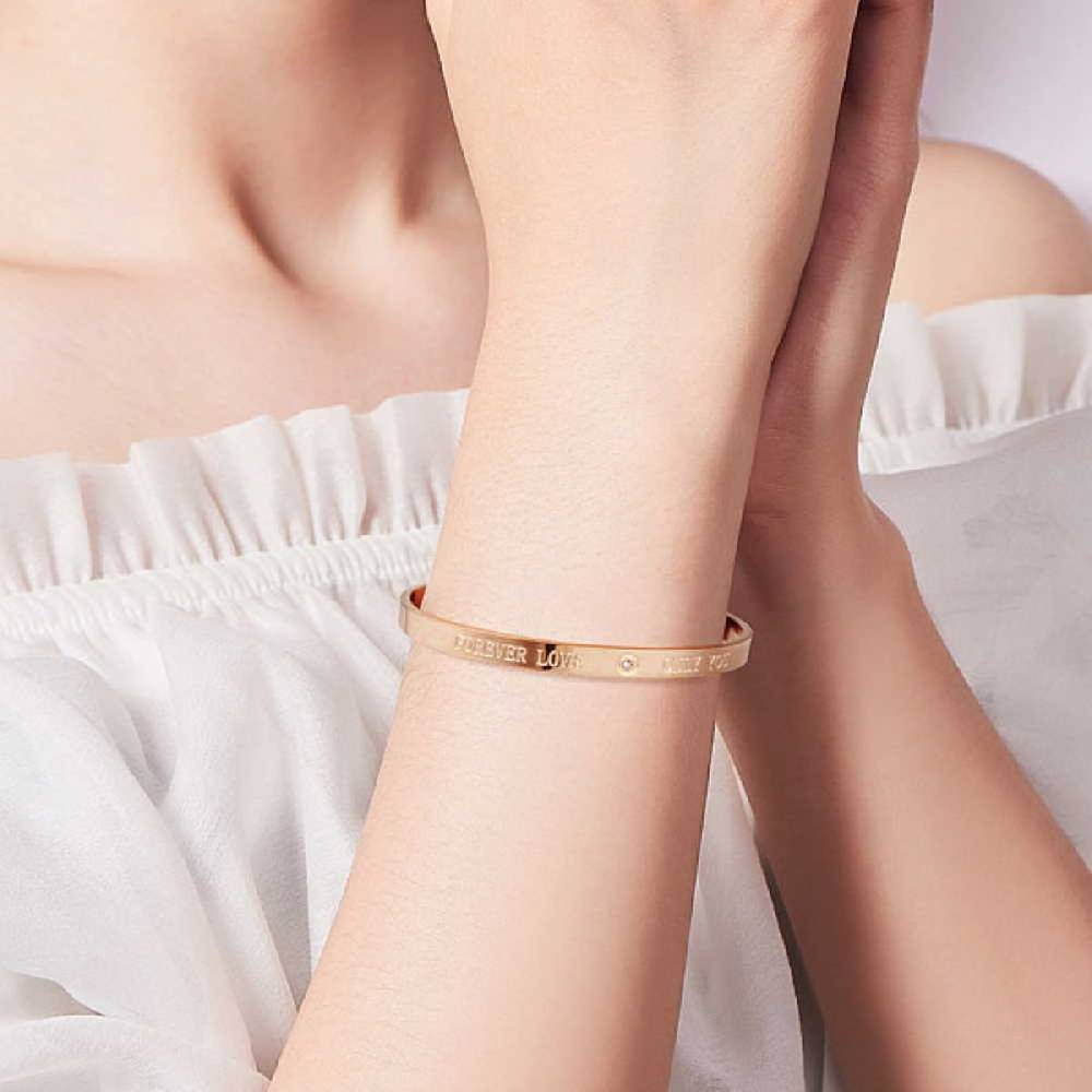 Sadingo Edelstahlarmreif Mit Gravur | "Forever Love - Only You"