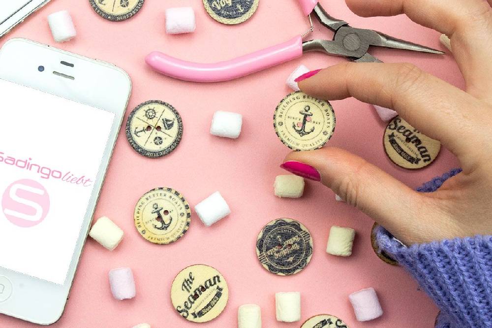 Sadingo Holzknöpfe - 20 Stk. - Ø 2,5 Cm - Maritimer Mix