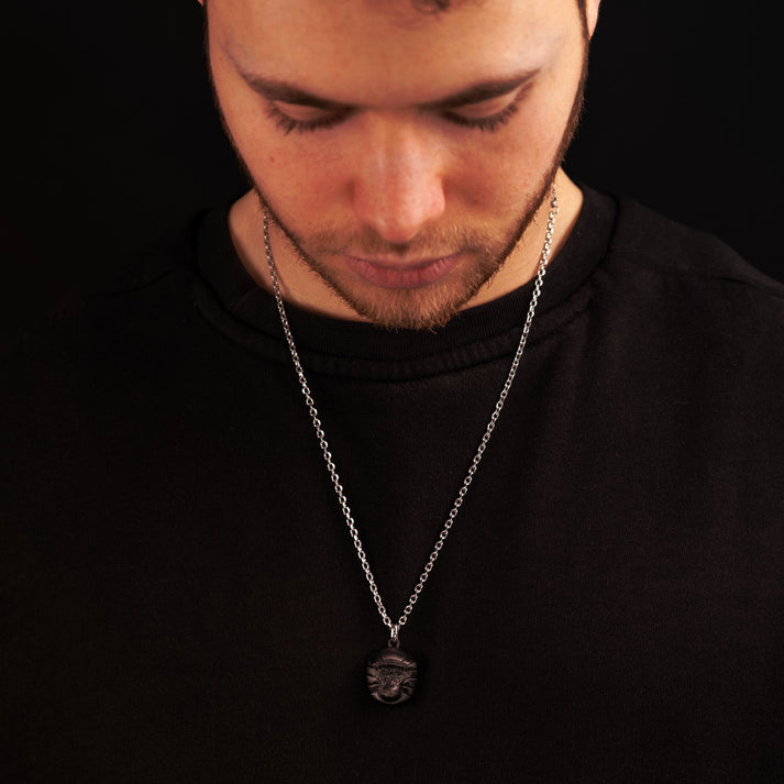 Save Brave Halskette Titus Mit Gorillakopf-Anhänger - Schwarz