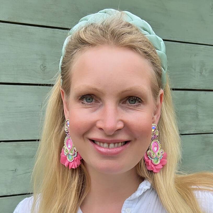 SchwesterSchwester Außergewöhnliche Soutache-Ohrringe In Rosa