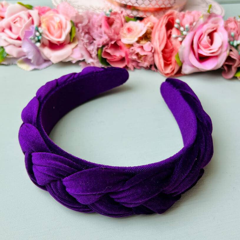 SchwesterSchwester Breiter geflochtener Samt-Haarreif in Violett
