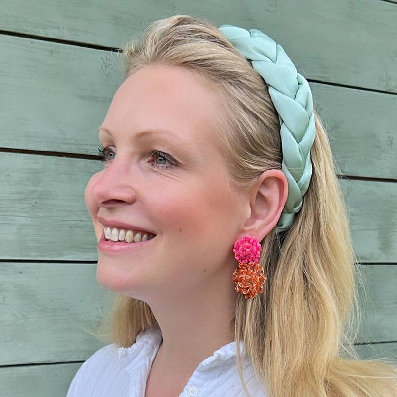 SchwesterSchwester Bunte Perlen-Ohrringe Aus Zwei Blüten In Leuchtendem Pink Und Orange