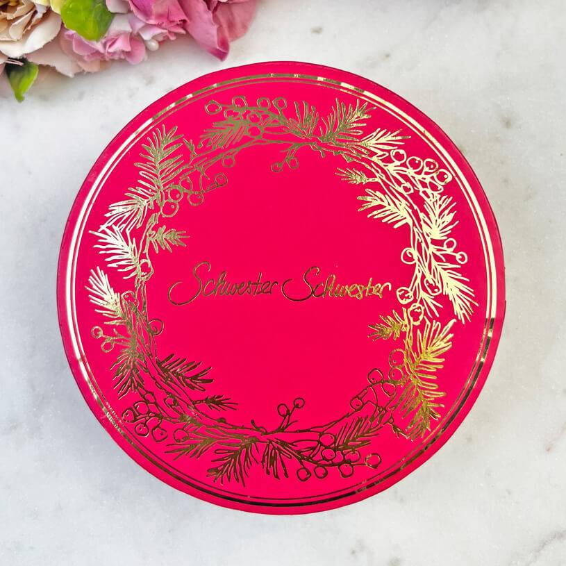 SchwesterSchwester Candy Box in kräftigem Pink von SchwesterSchwester