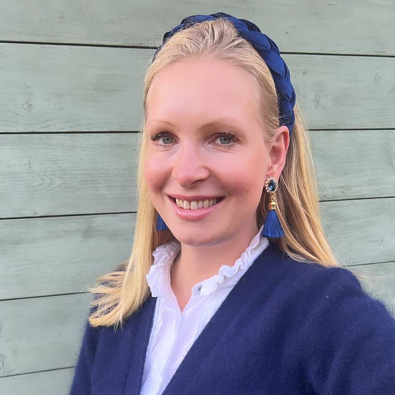 SchwesterSchwester Edel Funkelnde Ohrstecker In Dunkelblau Mit Quaste