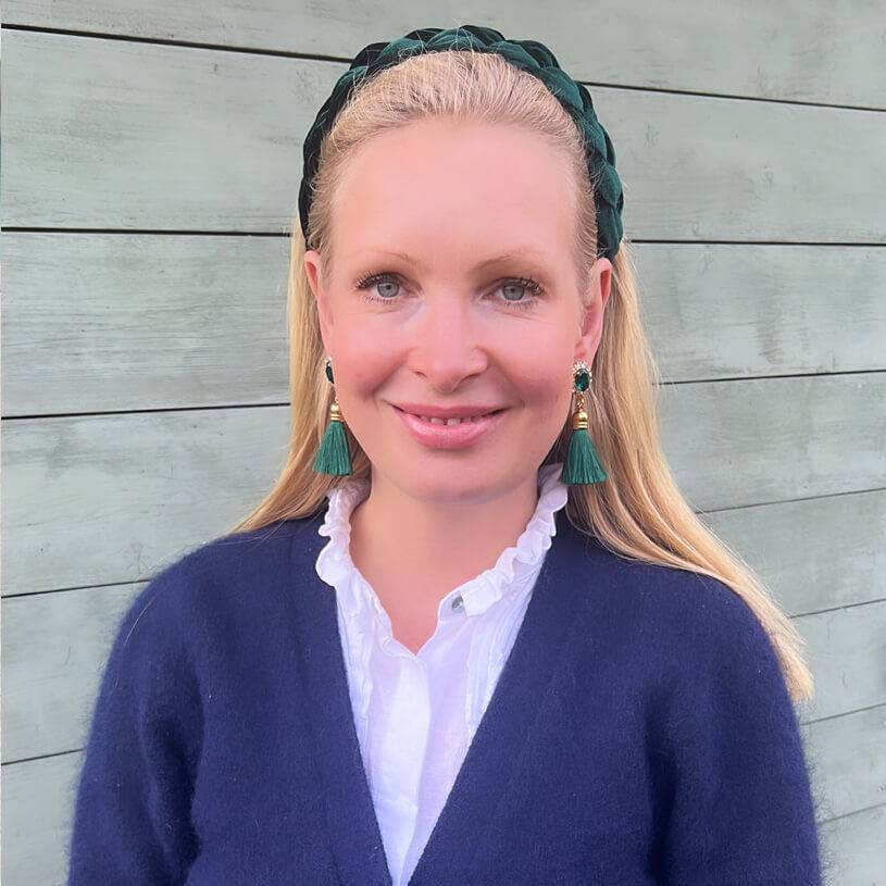 SchwesterSchwester Edel Funkelnde Ohrstecker In Dunkelgrün Mit Quaste