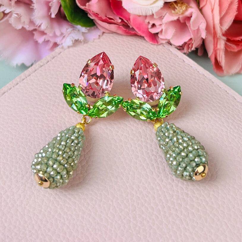 SchwesterSchwester Funkelnde Ohrstecker in Rosa und Grün mit glitzernden Tropfen in Hellgrün