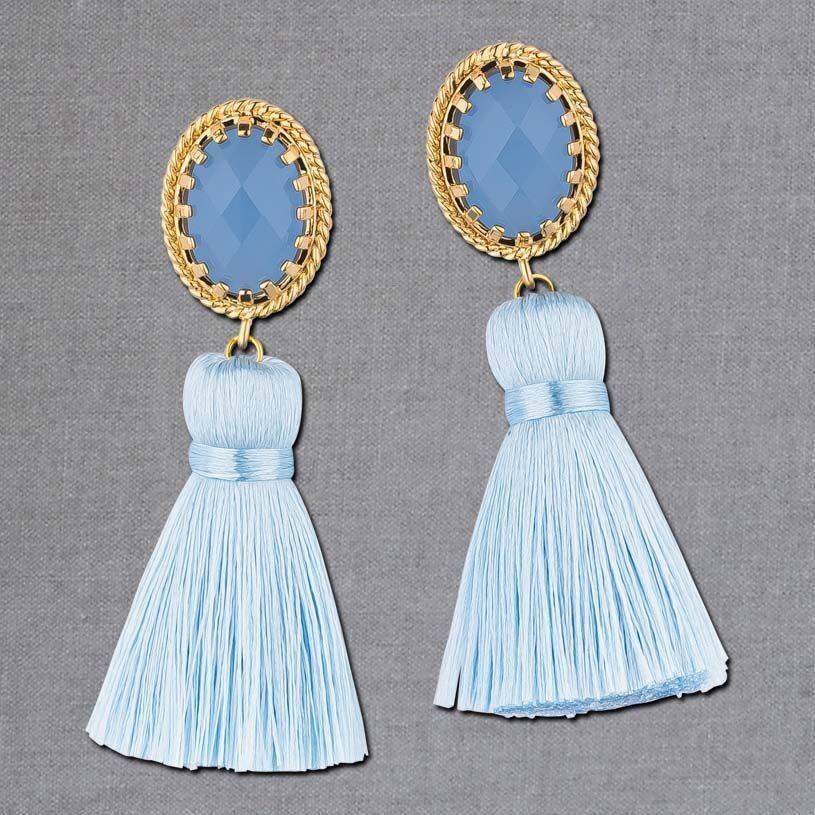 SchwesterSchwester Funkelnde Quastenohrringe in Hellblau