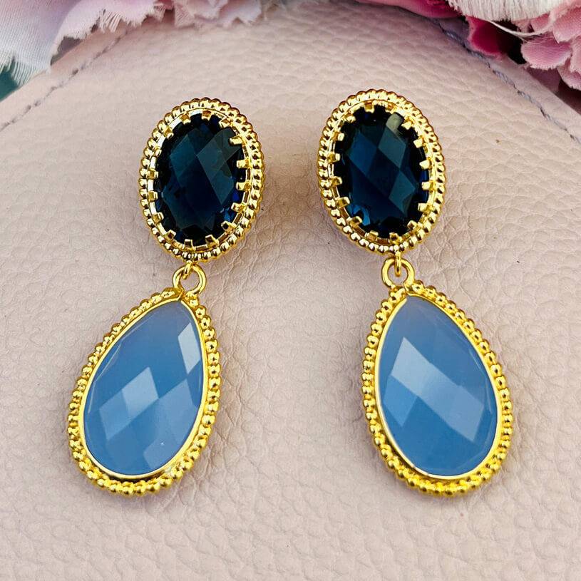 SchwesterSchwester Funkelnde Tropfenohrringe in Dunkelblau und Hellblau