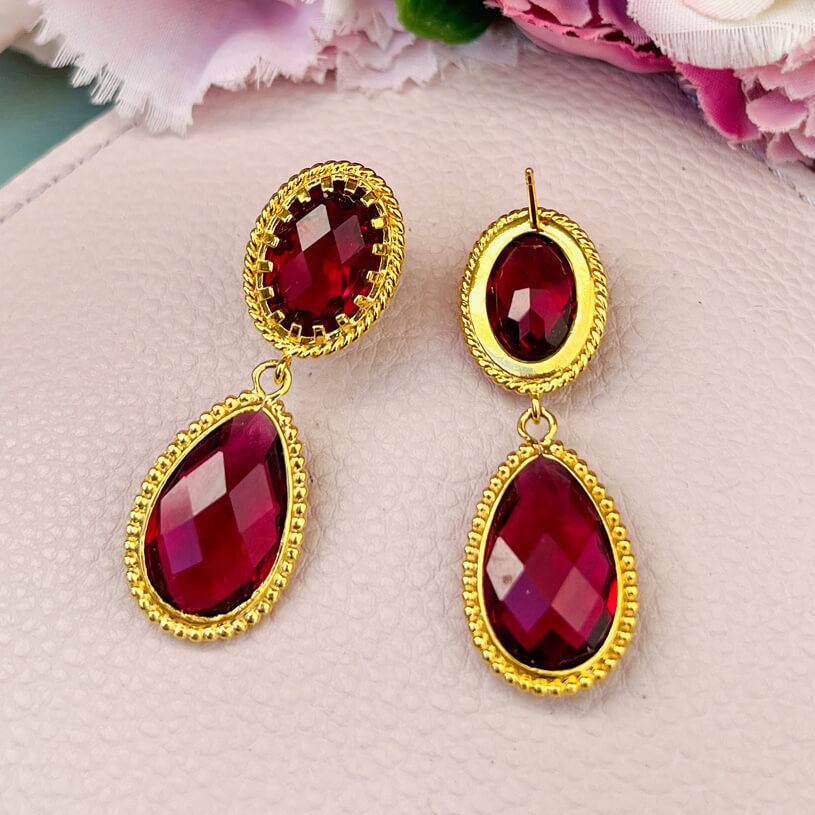 SchwesterSchwester Funkelnde Tropfenohrringe In Rubinrot