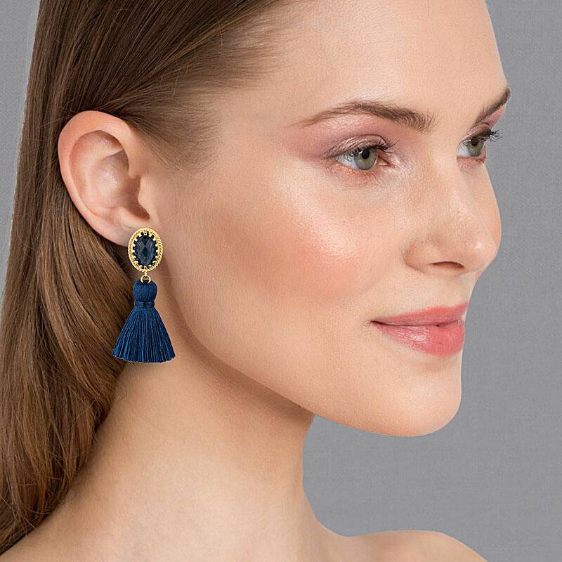 SchwesterSchwester Funkelnde Vergoldete Quastenohrringe In Marineblau Von Janne V. D. Heide
