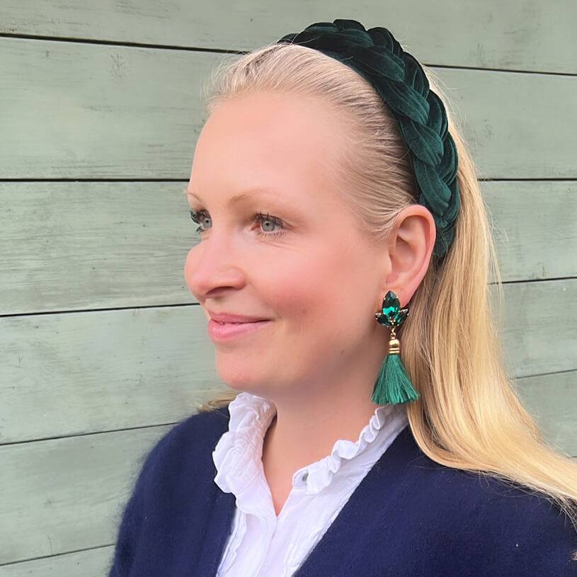 SchwesterSchwester Glitzernde Ohrstecker In Dunkelgrün Mit Edler Quaste Von AmuseToi