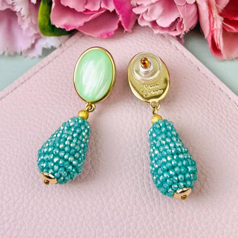 SchwesterSchwester Hellgrüne Ohrringe Mit Glitzerndem Türkisfarbenen Tropfen Von AmuseToi