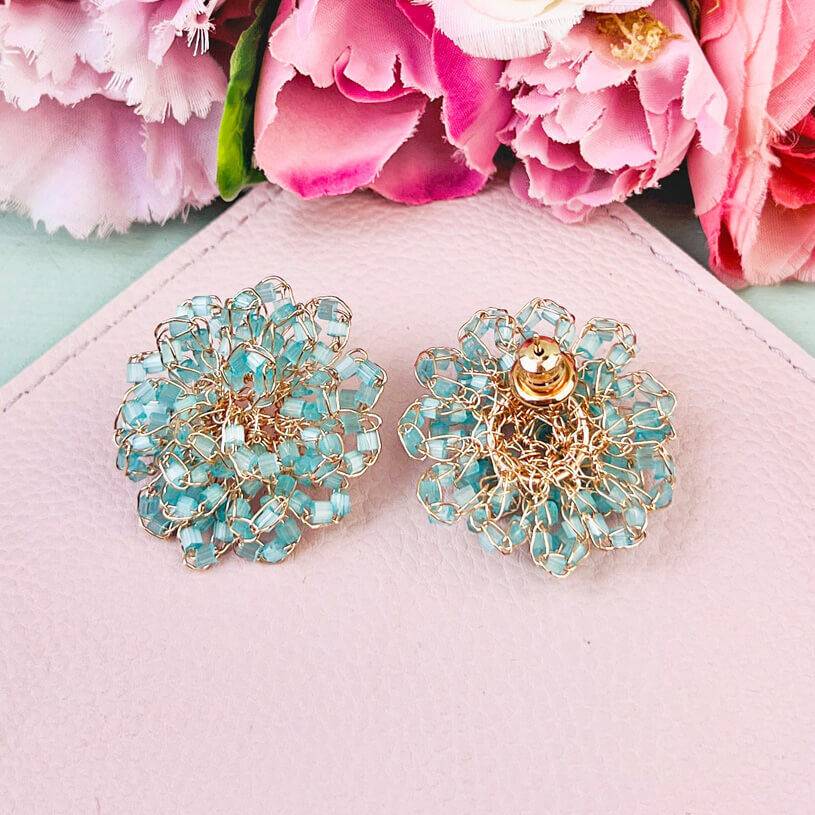 SchwesterSchwester Hochwertige Blüten-Statementohrringe Aus Perlen In Blau