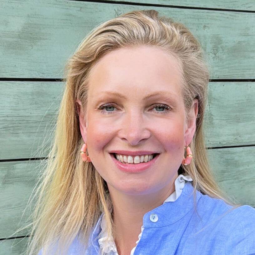 SchwesterSchwester Hochwertige Statement-Creolen In Gold Und Lachsrosa