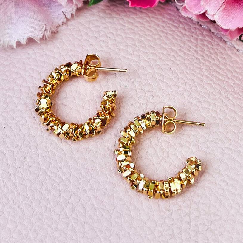 SchwesterSchwester Kleine glitzernde Creolen - echt vergoldet