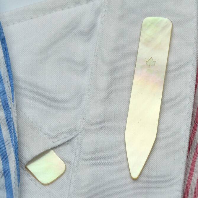 SchwesterSchwester Kragenstäbchen Aus Hellem Perlmutt